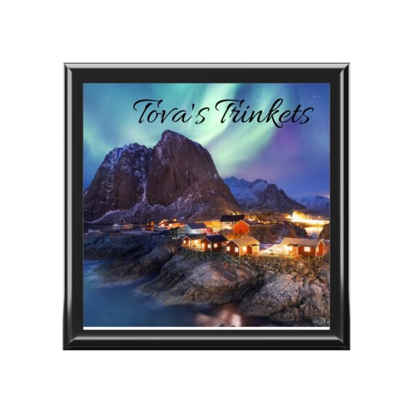 Personalized Elegant Jewelry Box for Keepsakes